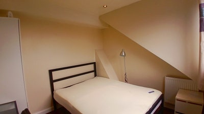 ST1/Hanley. Double + Smart TV. BARGAIN Main Photo