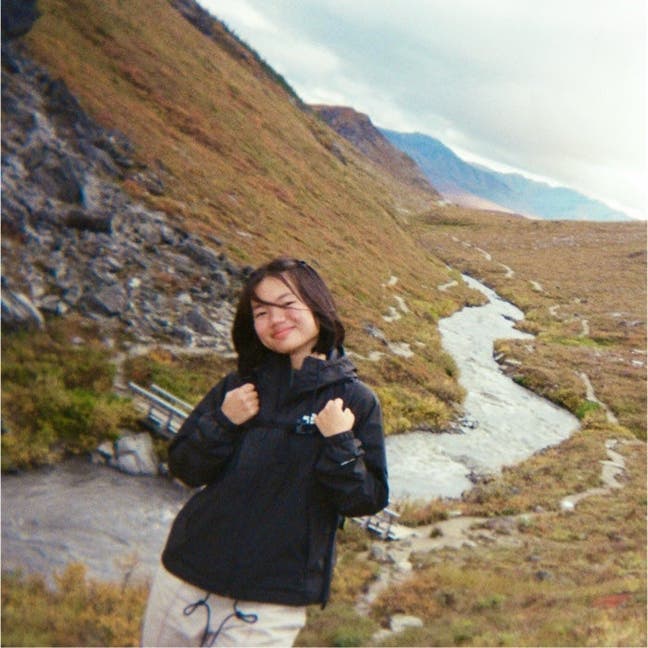 25 year old looking for flatmates / buddy up Main Photo