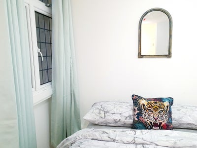 Beautiful studio in the heart of Wednesbury Main Photo