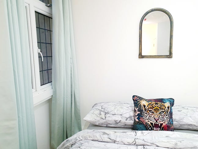 Beautiful studio in the heart of Wednesbury Main Photo