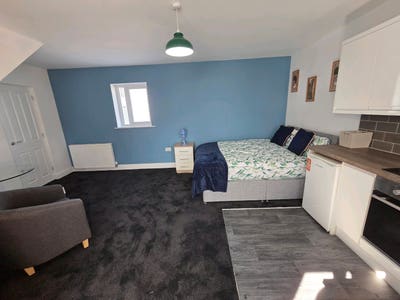 Modern Studio Apartments - Available Immediately Main Photo