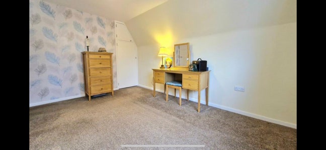Room for rent Main Photo
