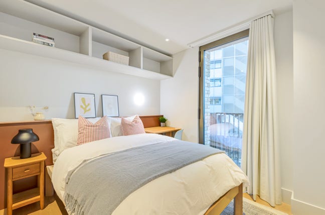 En-suite Double Bedroom in Camden! Main Photo