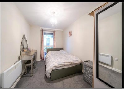 Double room bills incl Uxb station Brunel students Main Photo