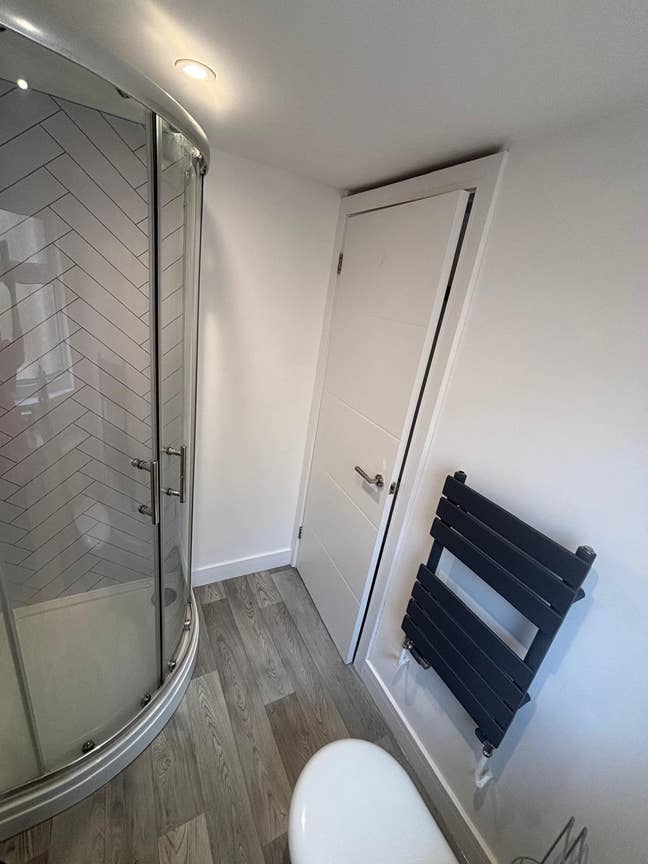 Bright En-Suite Room in Eastbourne Main Photo
