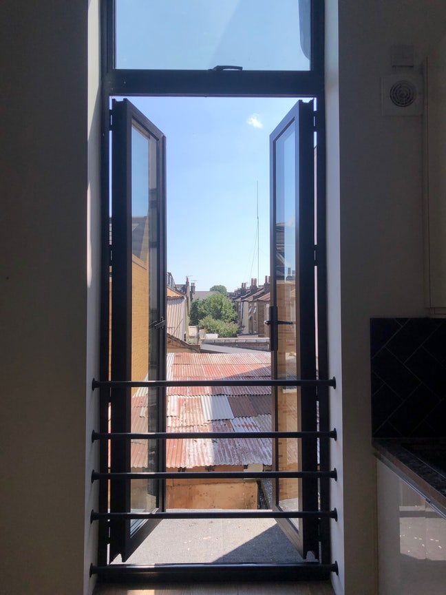 Double room in friendly Stoke Newington flatshare  Main Photo