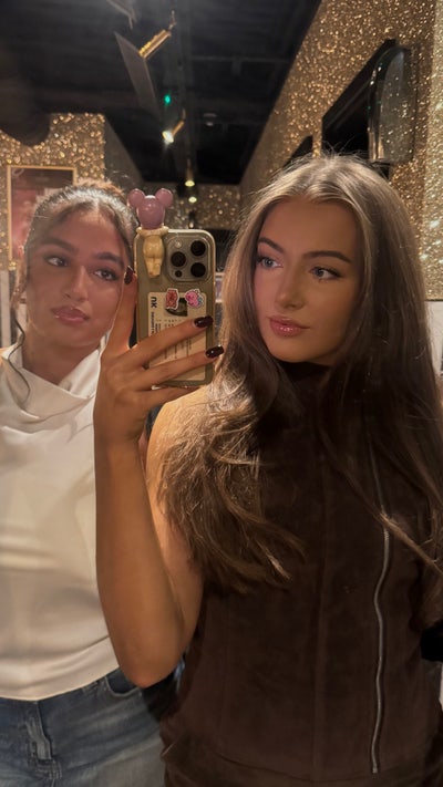 Mia Roberts  Main Photo