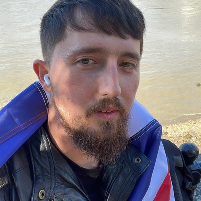 Professional Male seeks a double room Main Photo