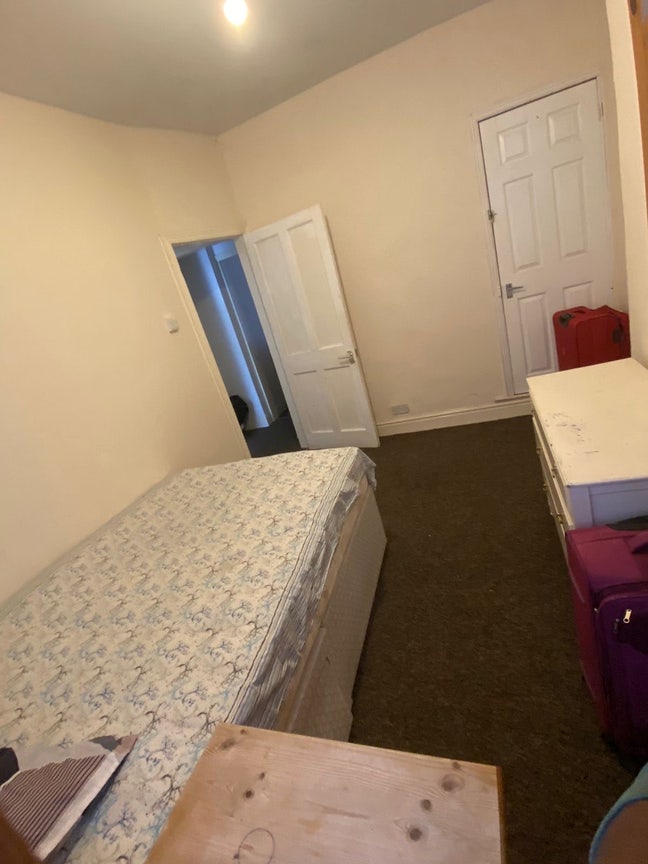 Double room available  Main Photo
