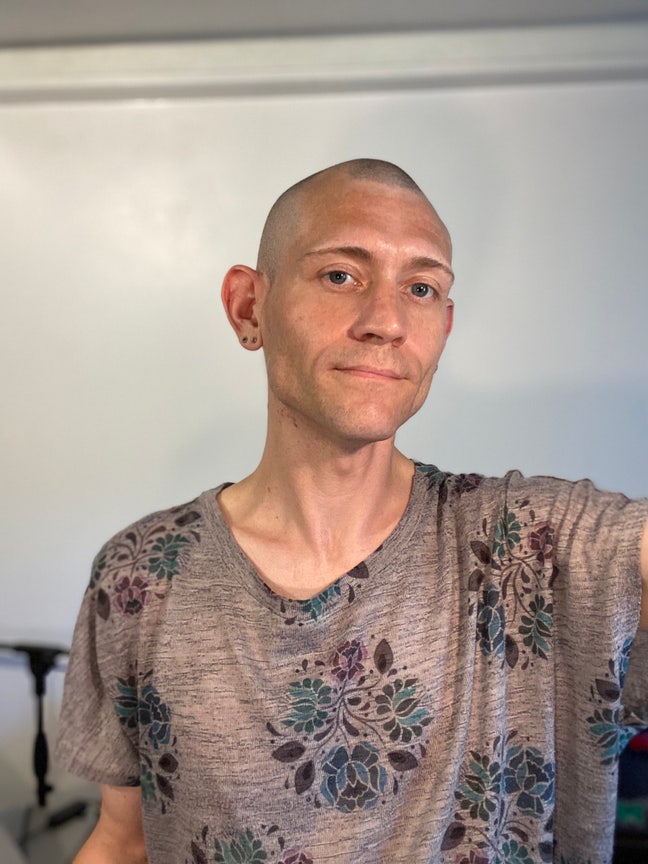 Looking for 1 room short or long term Main Photo