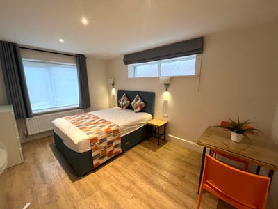 Fritz, Stylish Studio in West Bridgford Main Photo