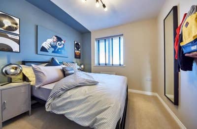 Spacious double room with all bills included Main Photo