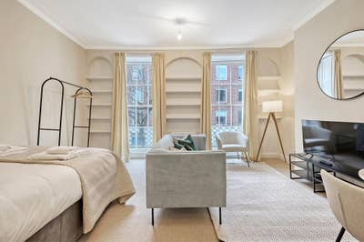 Flat 2, 4 Sandwich Street Main Photo