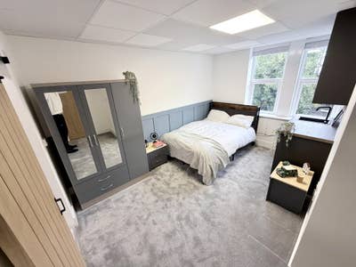 🟠En-suite Available! Zero Deposit! Couples Accept Main Photo