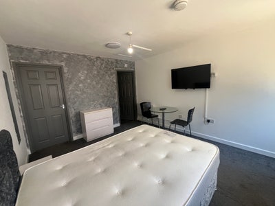 Superb Self-Contained Studio 🤩😁 Main Photo