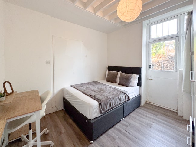 2 Bright Double Room, Lounge, 5 min East Finchley  Main Photo