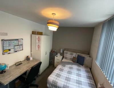 Close to City and Uni - All Ensuite! Main Photo