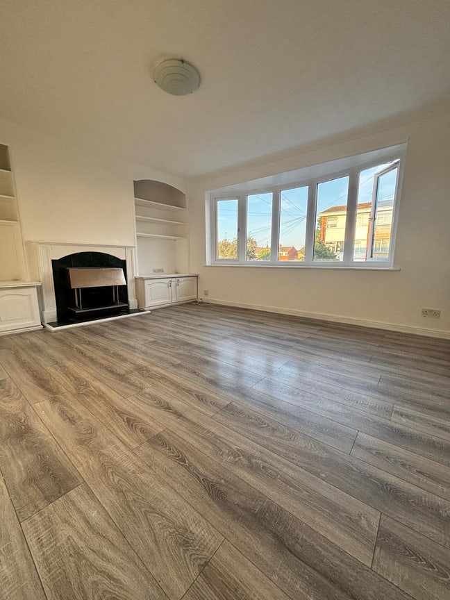 Rooms to rent in Hornchurch  Main Photo