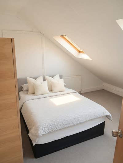 🔥 2 Stunning Double Rooms | All Bills Inc | E4  Main Photo