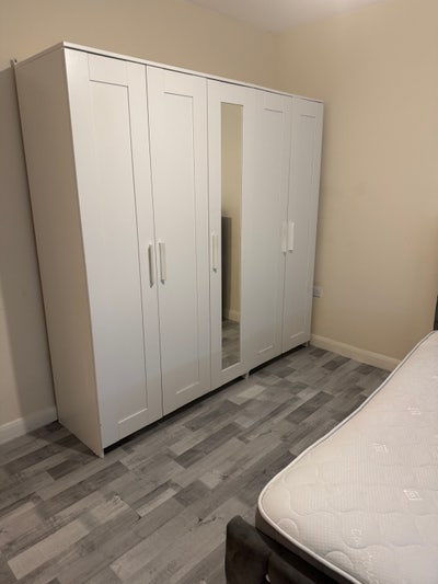 2 master double bedroom is Available for rent Main Photo
