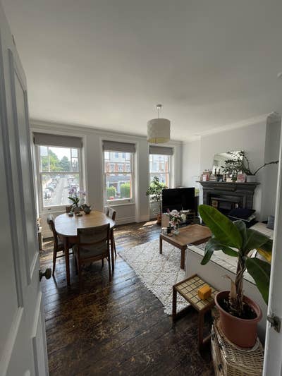 Two Double Bedrooms in Hornsey Home with Terrace  Main Photo