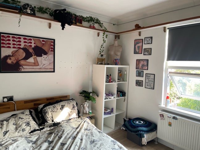 Bright Double Room Sublet  Main Photo