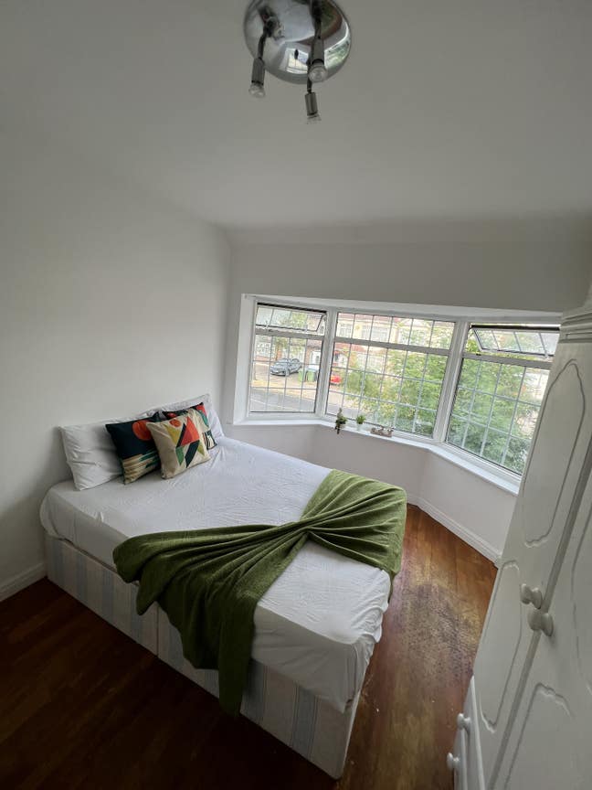  Double  Room  Available   in  Alperton HA0 Main Photo
