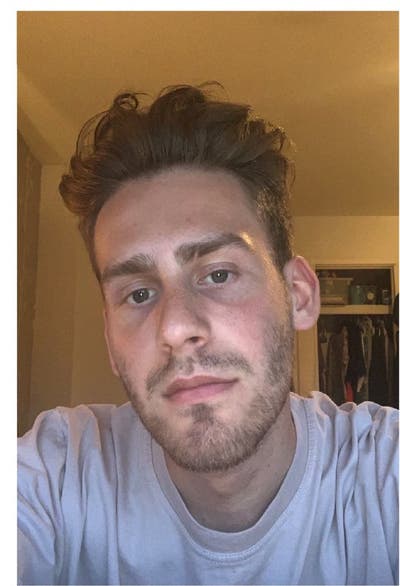Professional Male seeks a double room Main Photo
