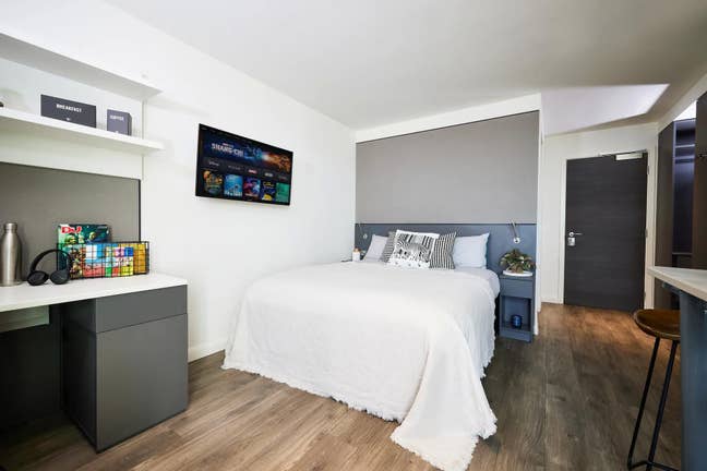 En-suite Deluxe Room, Vita Student Newcastle Main Photo