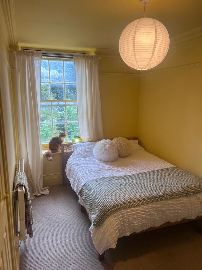 Double Room - Short term Let  Main Photo