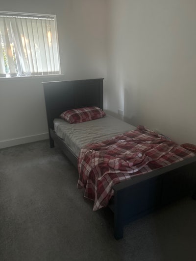 Single room for rent  Main Photo
