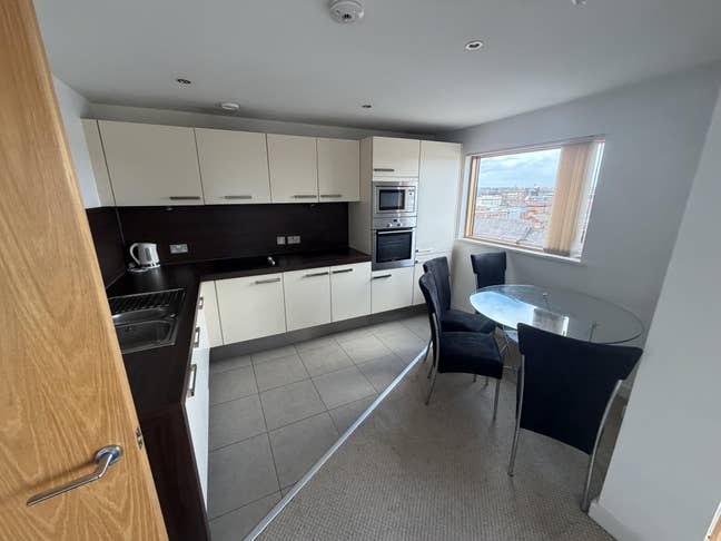 Social 2-Bed Flat in Green Quarter Main Photo