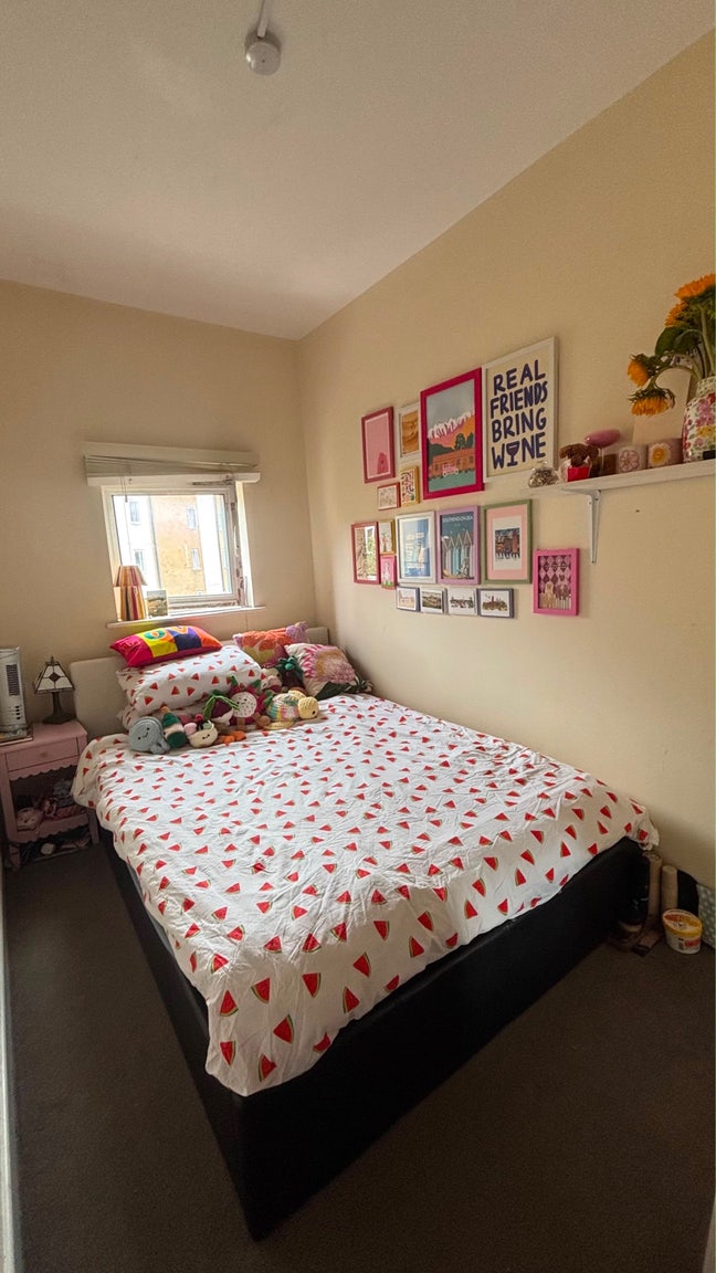 Cozy room in De Beauvoir House Main Photo