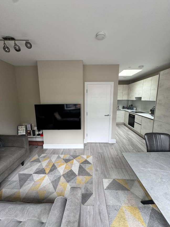 Double En-suite | 2 Mins to Finsbury Park Main Photo
