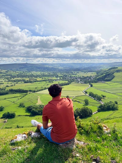 Professional Male seeks a single or double room Main Photo