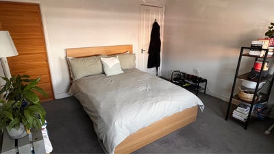 Double Room in Friendly, Social House Main Photo