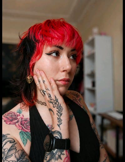 (28/F) looking for a peaceful home with cool ppl  Main Photo