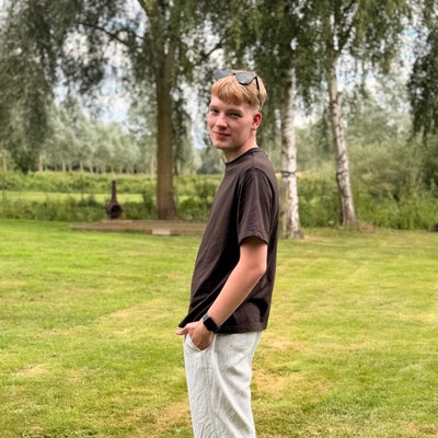 Cabin Crew Looking For House share  Main Photo