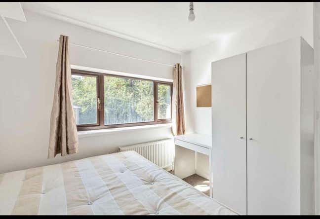 🌿 Lovely Furnished Double Room Near Uni & Tesco  Main Photo