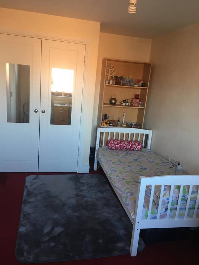 A room, kitchen, bathroom available for rent Main Photo
