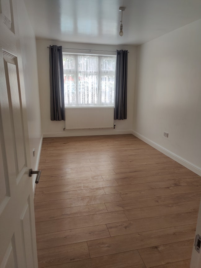 Great one new built one bedroom in North London Main Photo