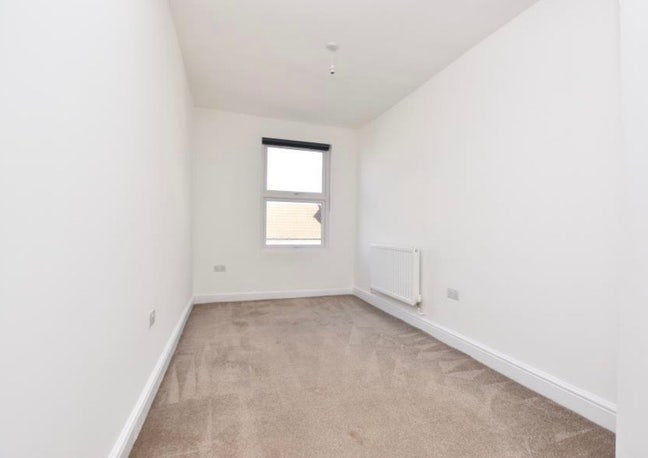 Fourth Flatmate needed Main Photo