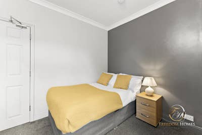⭐ Stunning Double Rooms in Woodston ⭐ Main Photo