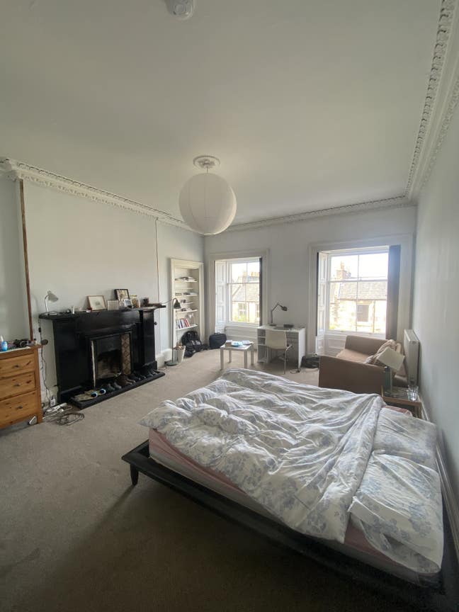 Beautiful Room for Fringe  Main Photo