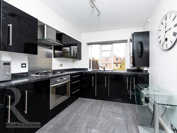 Spacious modern 2 bed apartment N2 Main Photo