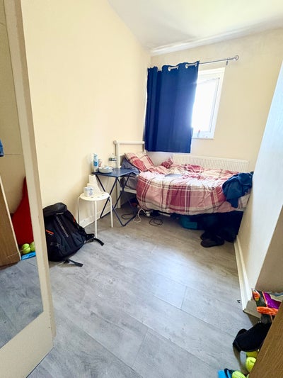 Single Room Close to Old St Station Main Photo