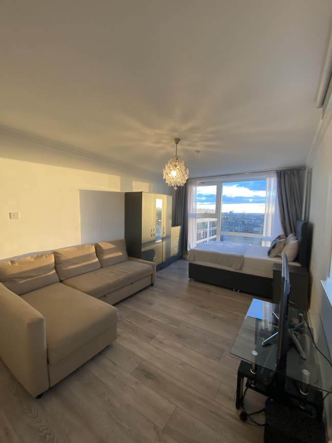 🏡 Rooms Available Now! ✨ Main Photo