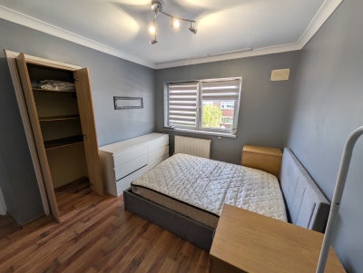 Double Room -  All Bills Included Main Photo