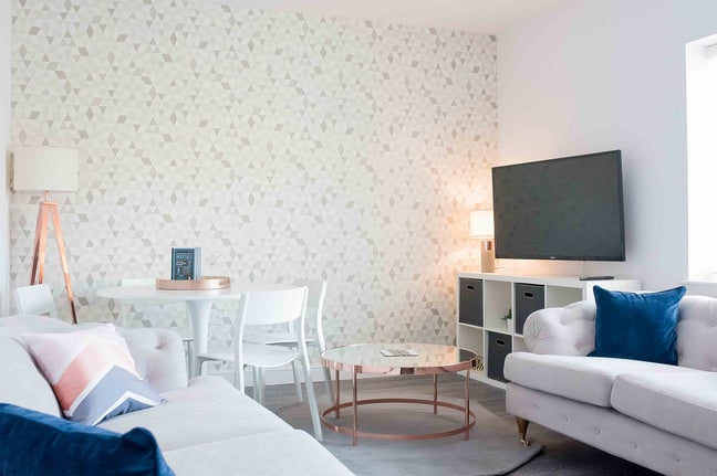 🏡 Spacious En-Suite Room | All Bills Included PE1 Main Photo