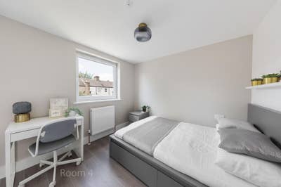 Modern Ensuite Room in Stratford **All Bills inc** Main Photo